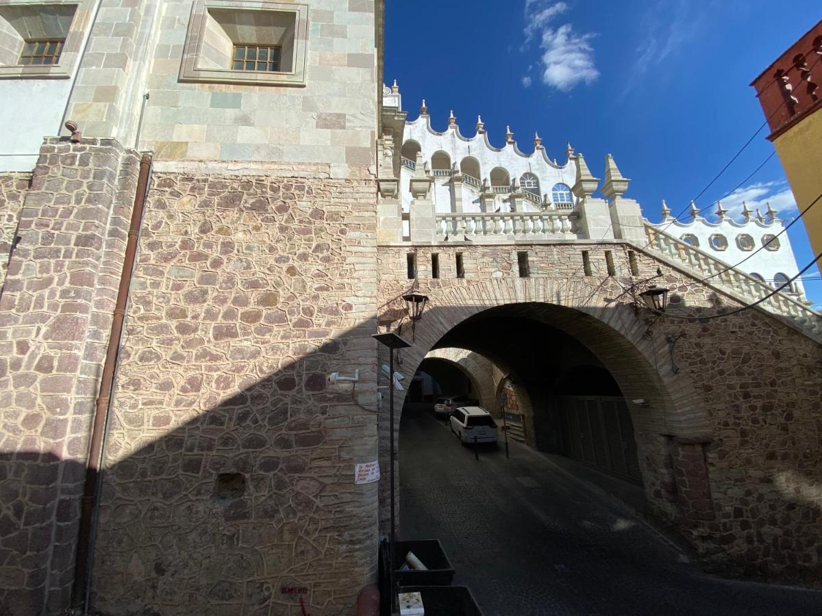 Hotel Universidad Guanajuato Zewnętrze zdjęcie