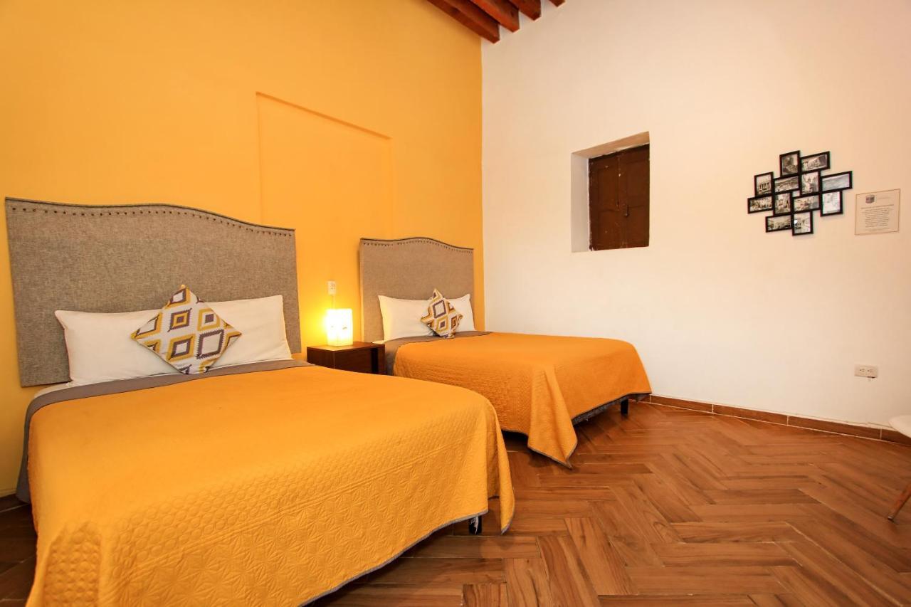 Hotel Universidad Guanajuato Zewnętrze zdjęcie